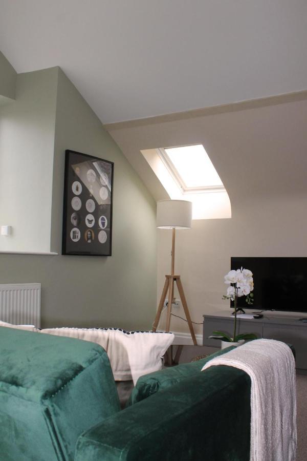 Charming 1-Bed Loft In Caerleon Apartment Newport  Exterior foto