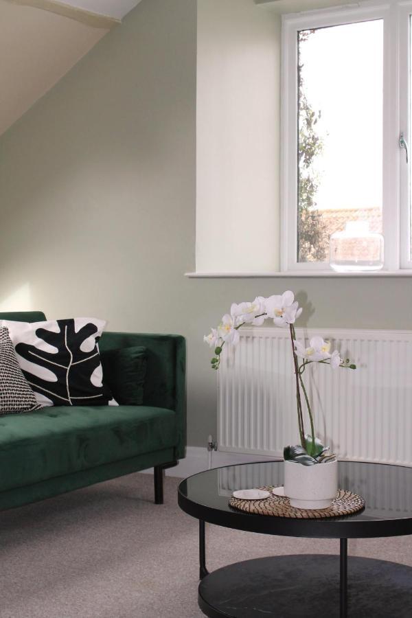 Charming 1-Bed Loft In Caerleon Apartment Newport  Exterior foto
